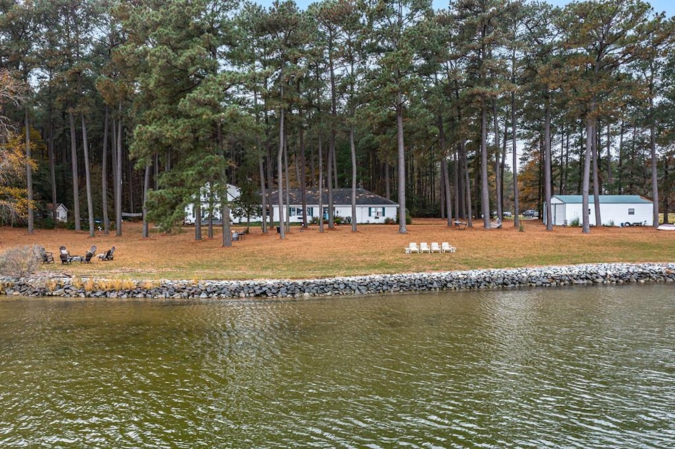 For Sale $895,000 • Co-Listing Agent