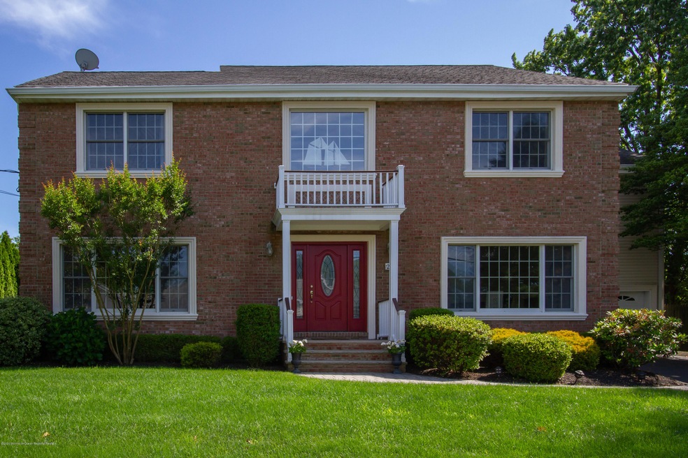 20 Algonquin Avenue