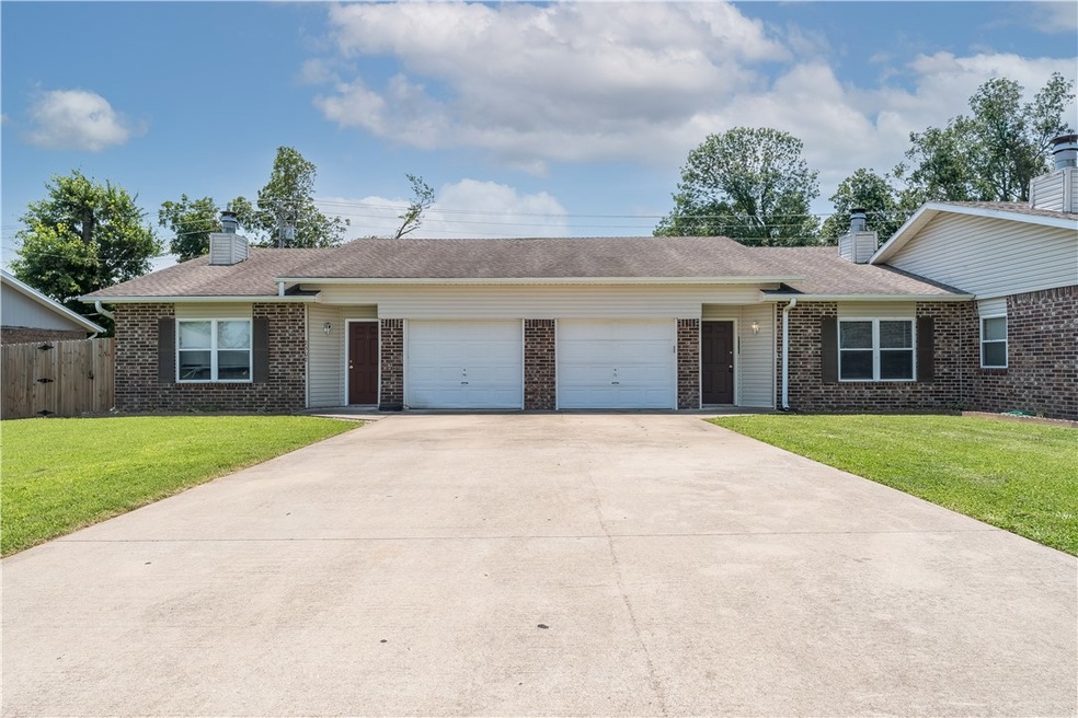 2502 W Olrich St, Rogers, AR 72758 - photo 1