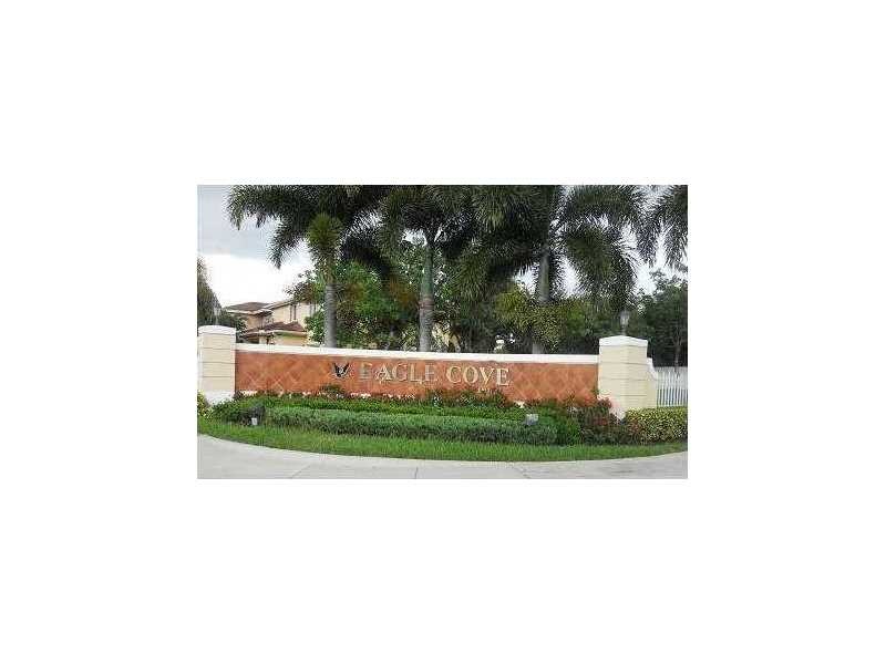 11013 NW 43rd Ln, Doral, FL 33178 - photo 1
