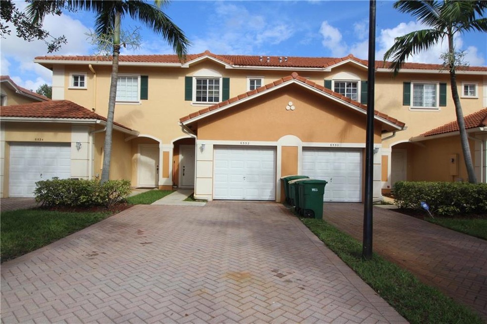 6532 Catalina Ln unit 6532, Tamarac, FL 33321 - photo 1