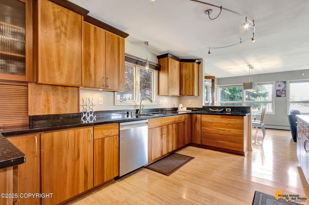 432 W. 10th Avenue