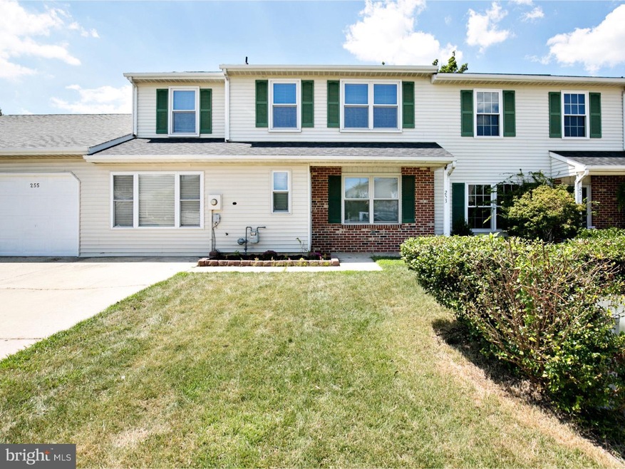 253 Lafayette Dr, Swedesboro, NJ 08085 - photo 1