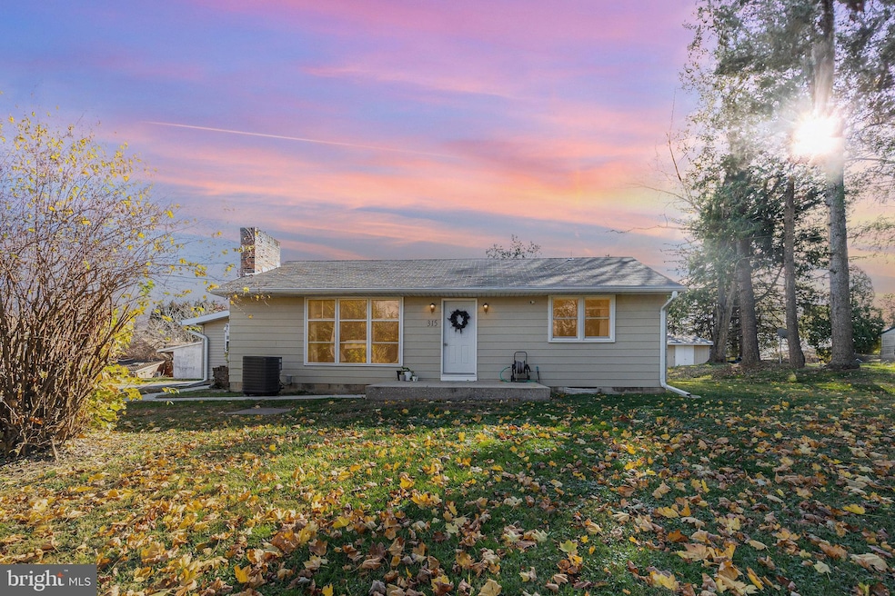 315 James Rd, Carlisle, PA 17013 - photo 1