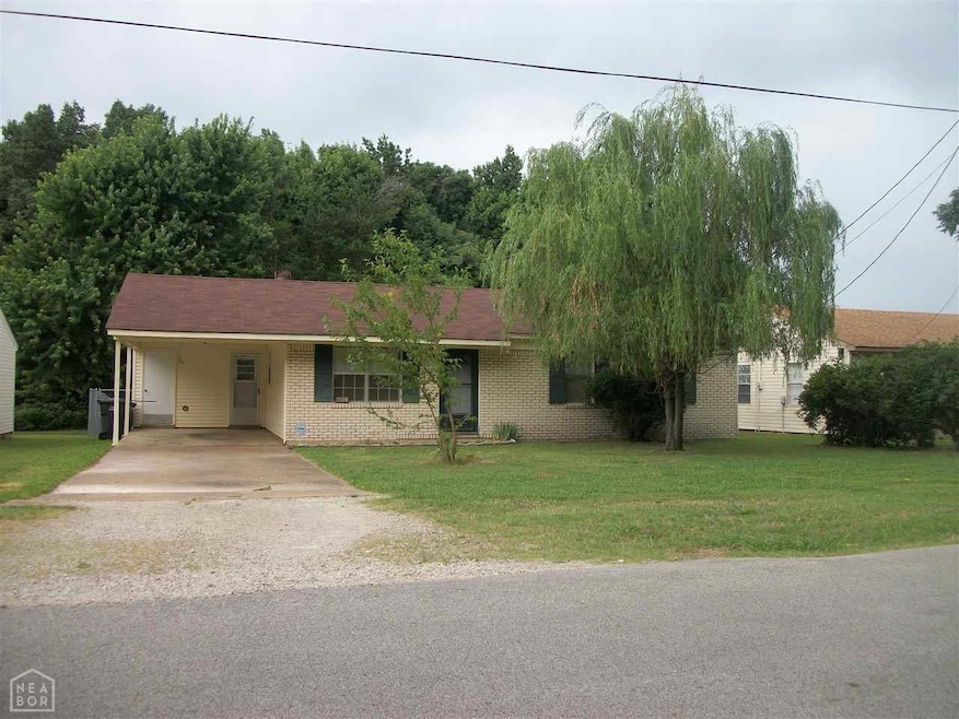 2011 Mitzi Ln, Jonesboro, AR 72401 - photo 1