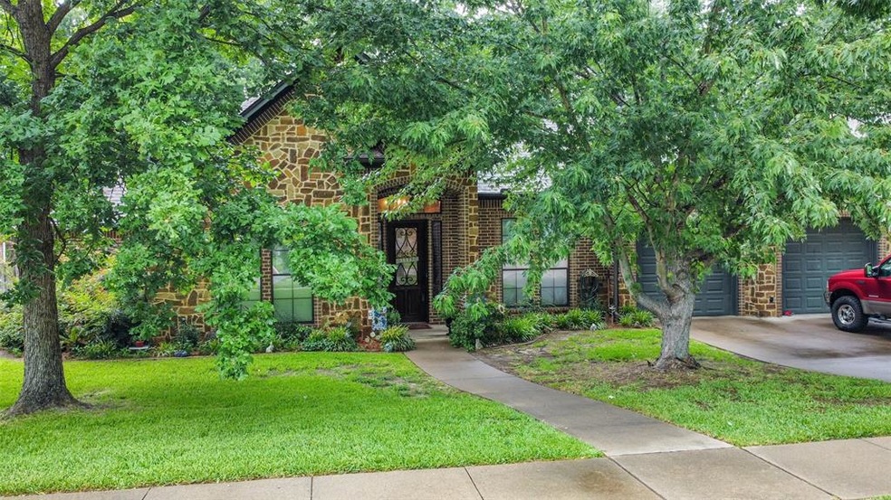 6041 Brynmar Ct, Tyler, TX 75703 - photo 1