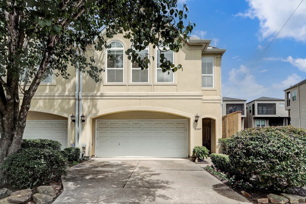 2407 Mcduffie St, Houston, TX 77019 - photo 1