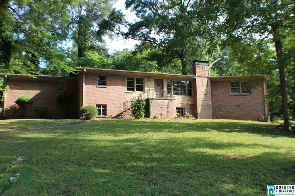 Full brick with stacked stone features