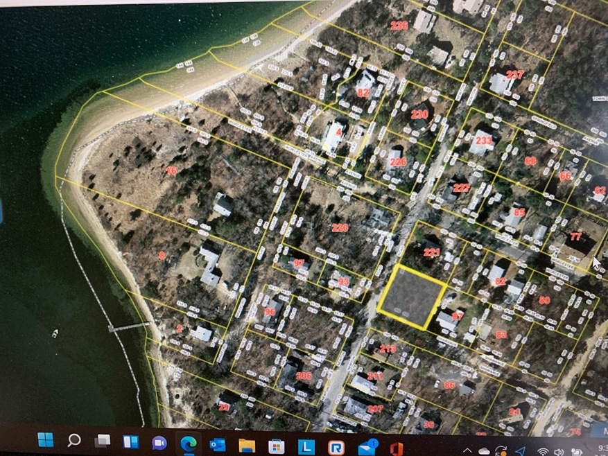 0 Shawanue Ave unit 39338, Oak Bluffs, MA 02557 - photo 1