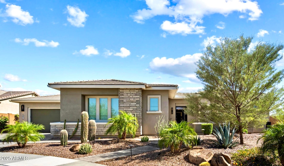 2821 E. Cashman Dr.