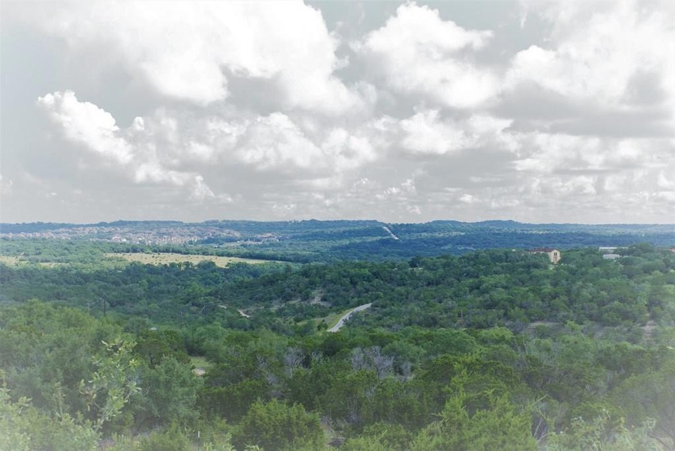 Gorgeous panoramic views of the Hill Country