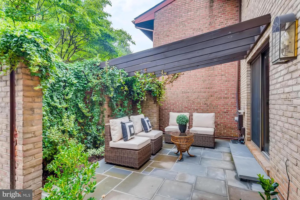 460 Five Farms Ln, Lutherville Timonium, MD 21093 - photo 1