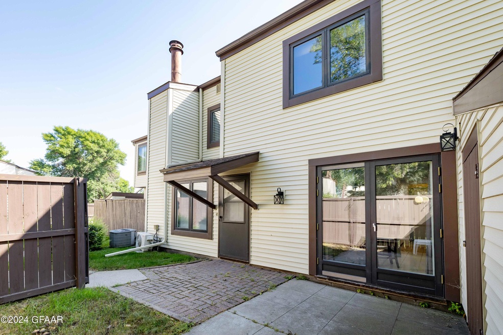1015-N-39th-St-Apt-H31-001