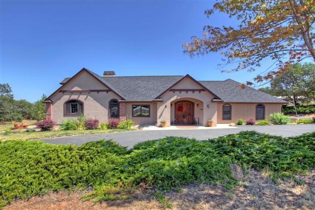 3639 Livingston Rd, Central Point, OR 97502 - photo 1