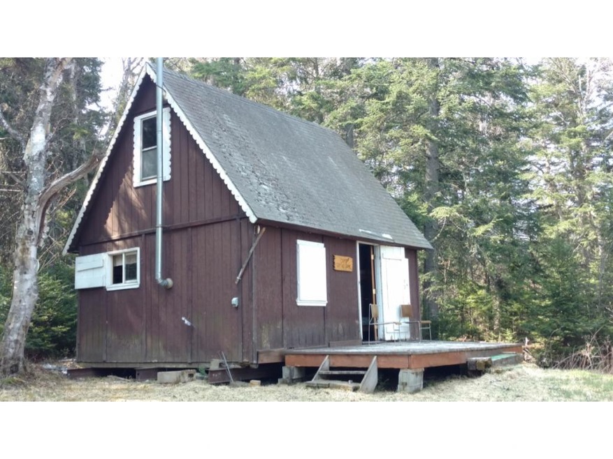 853 Bungy Rd, Colebrook, NH 03576 - photo 1