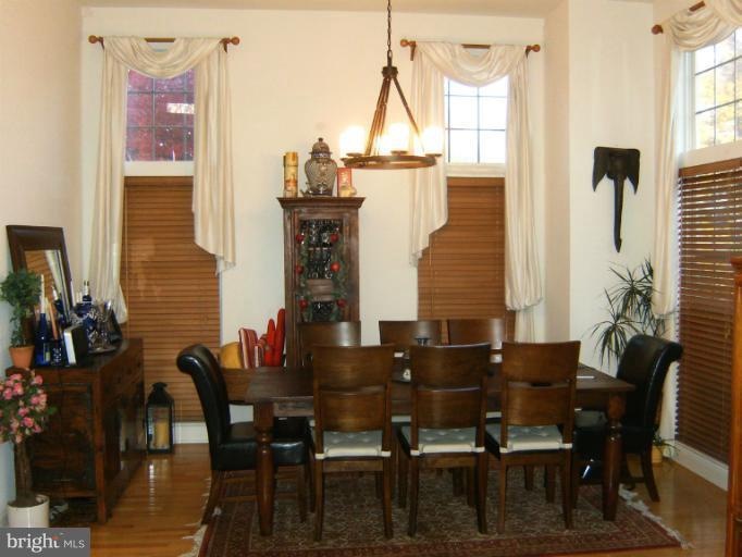 18003 Barleycorn Way, Germantown, MD 20874 - photo 1