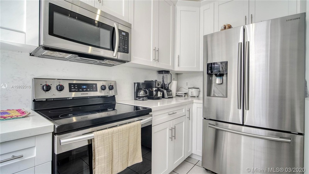 11476 NW 43rd Terrace, Doral, FL 33178 - photo 1