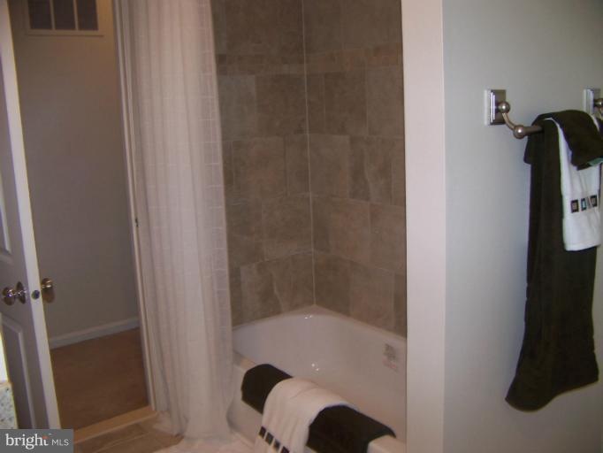 4668 Timber Ridge Dr, Dumfries, VA 22025 - photo 1