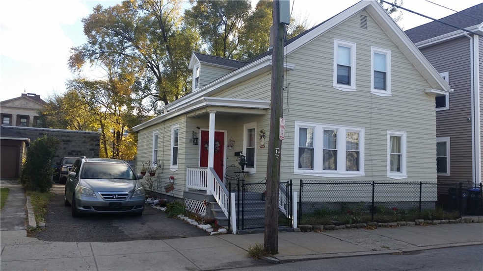 102 Colfax St, Providence, RI 02905 - photo 1