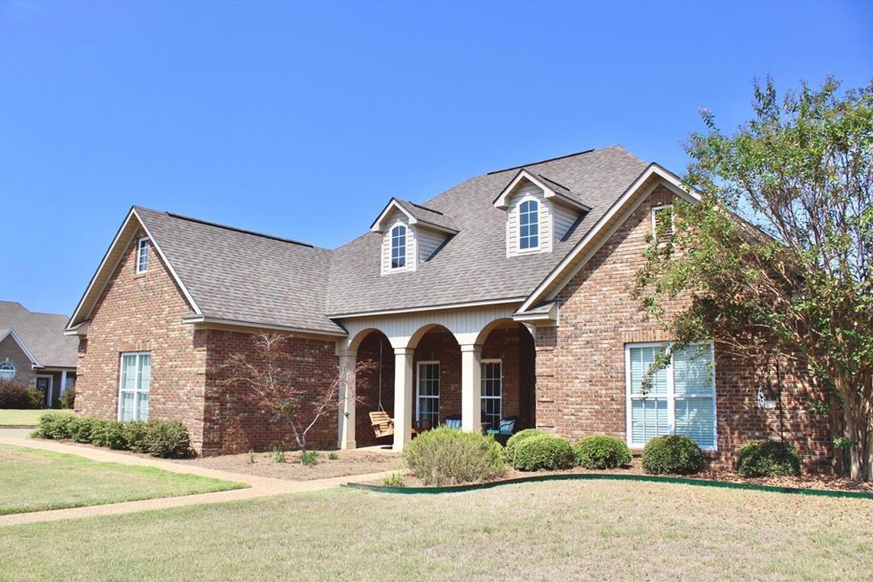 1029 Scarlett Dr, Oxford, MS 38655 - photo 1