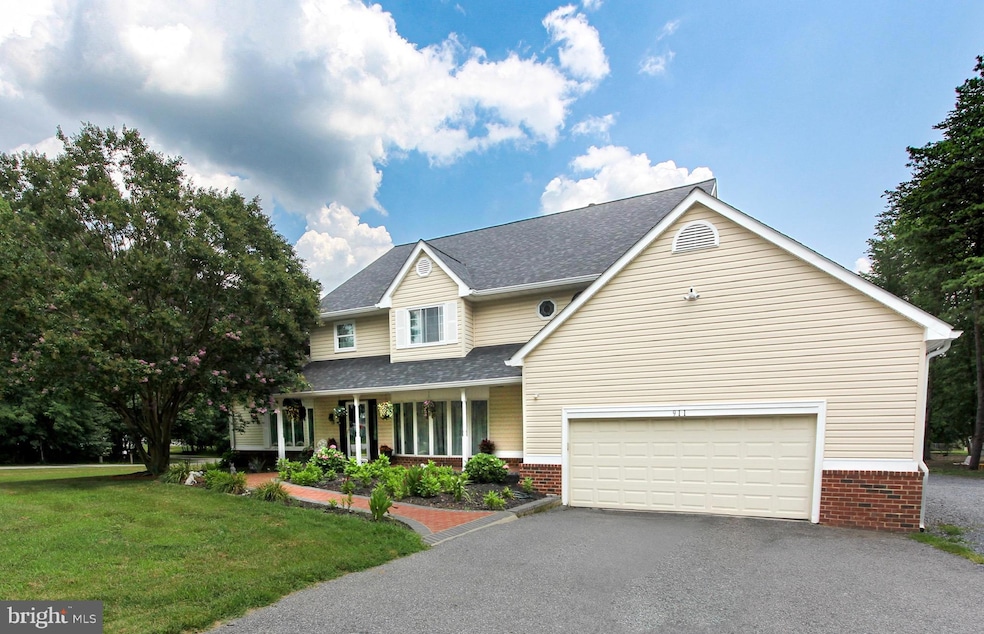 Under Contract $799,000