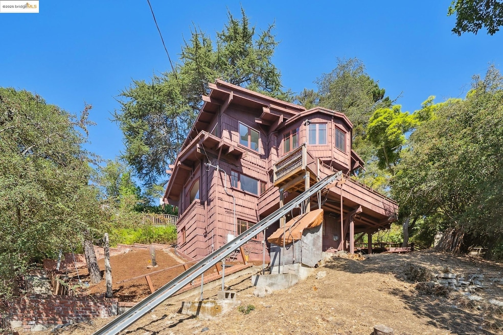 951 Cragmont Ave, Berkeley, CA 94708 - photo 1