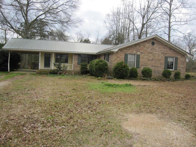 212 J P Parker Rd, Laurel, MS 39443 - photo 1