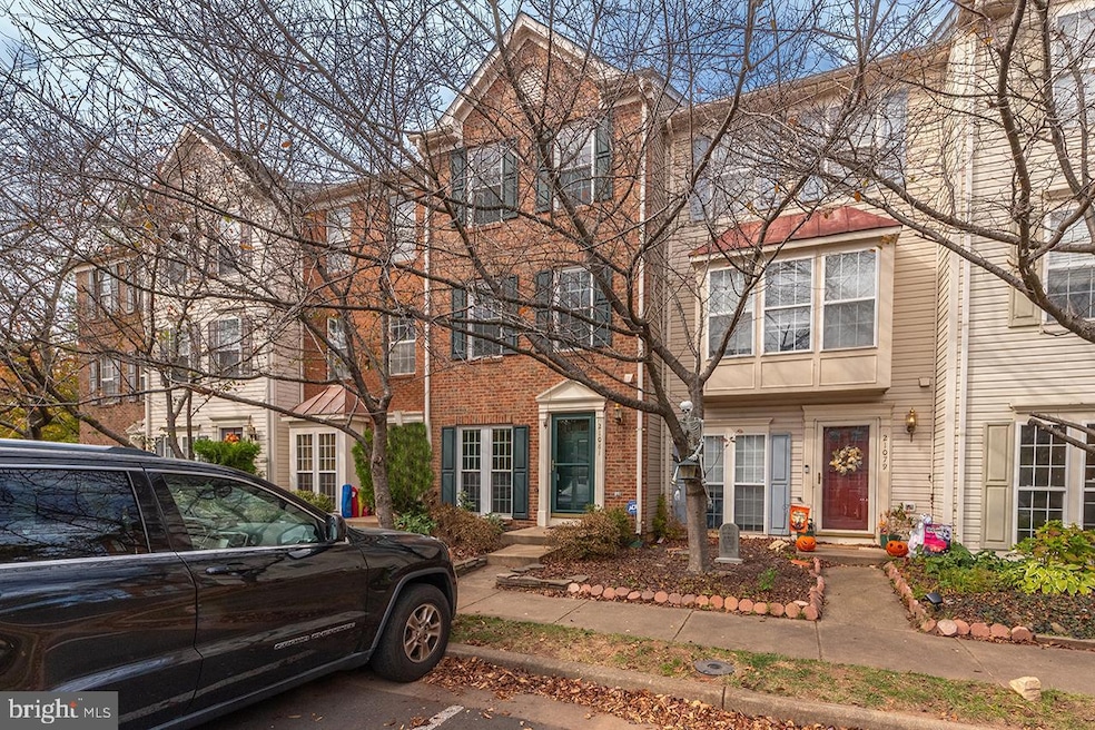 Sold $555,000 • Co-Listing Agent