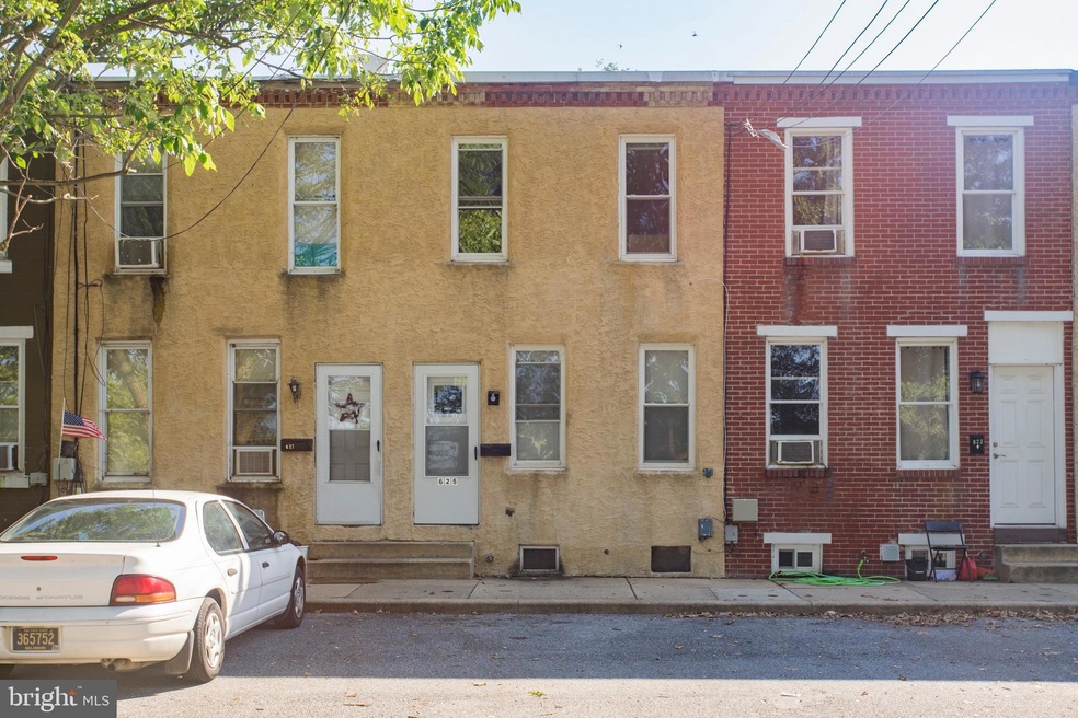 625 Clymer St, New Castle, DE 19720 - photo 1