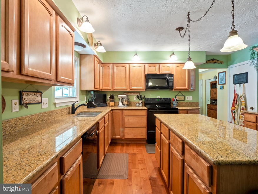 12509 Spring Dr, Manassas, VA 20112 - photo 1