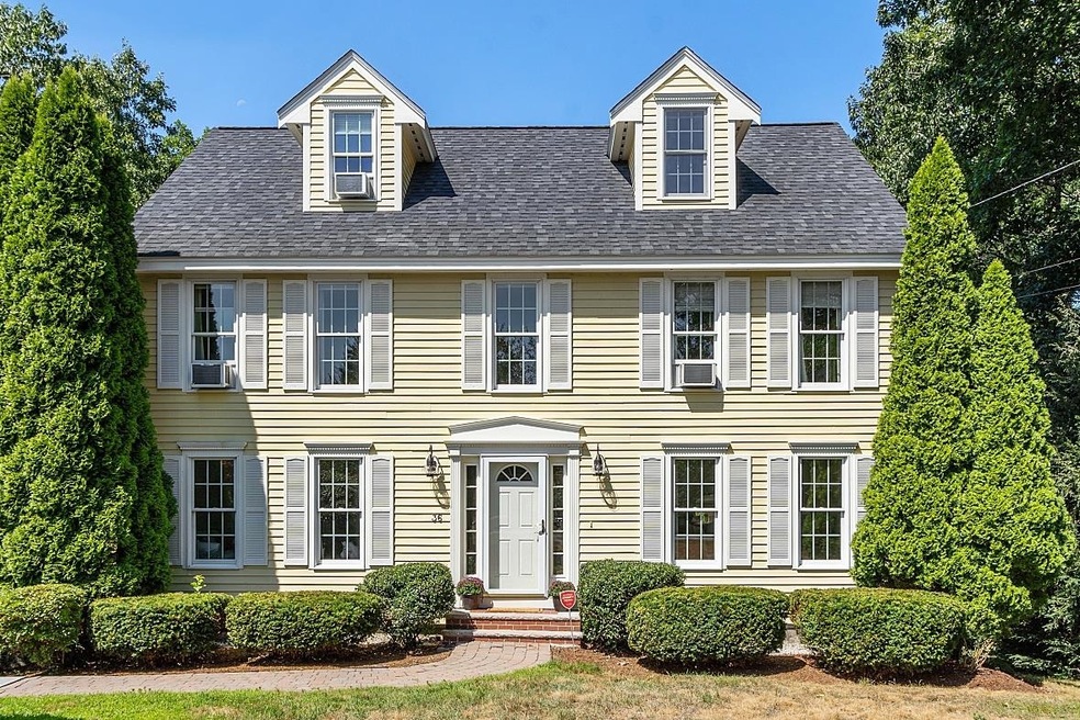 36 Pheasant Ln, Hampstead, NH 03841 - photo 1