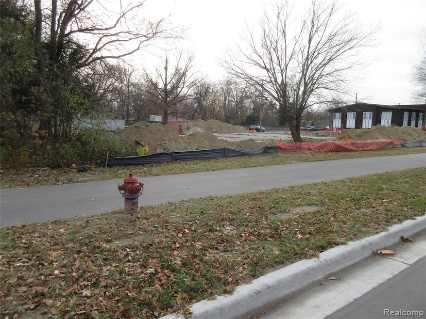 21751 W Nine Mile Rd, Southfield, MI 48075 - photo 1