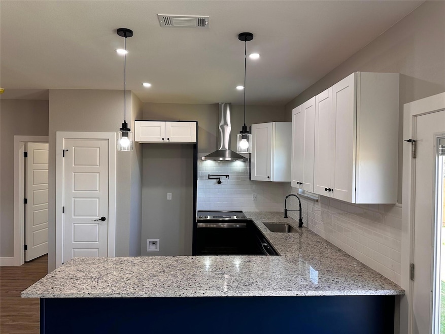 2209 Hercules Dr, Granbury, TX 76048 - photo 1