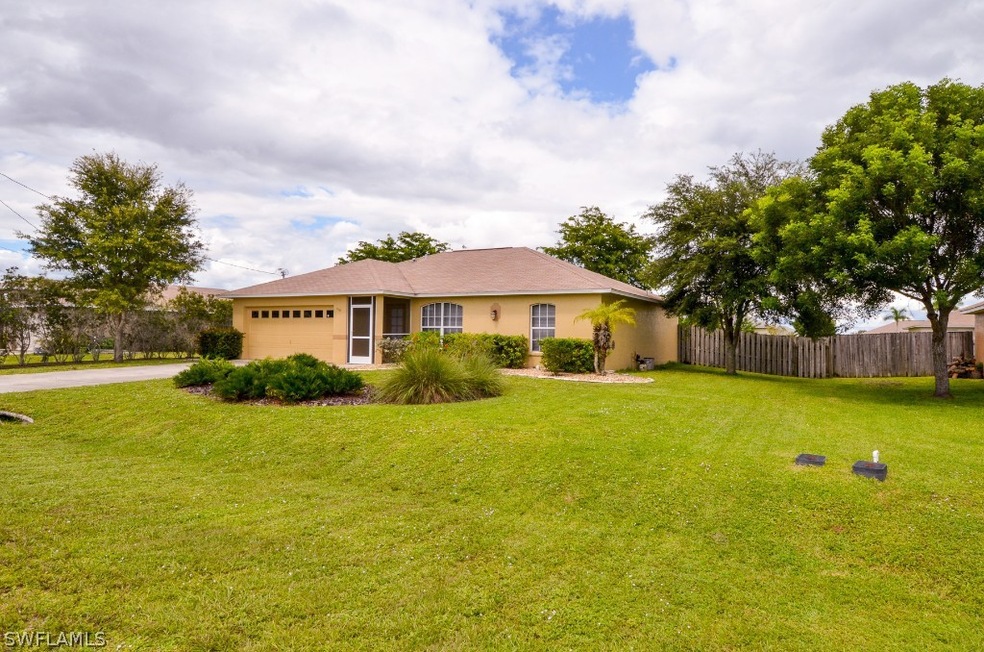 207 Mossrosse St, Fort Myers, FL 33913 - photo 1