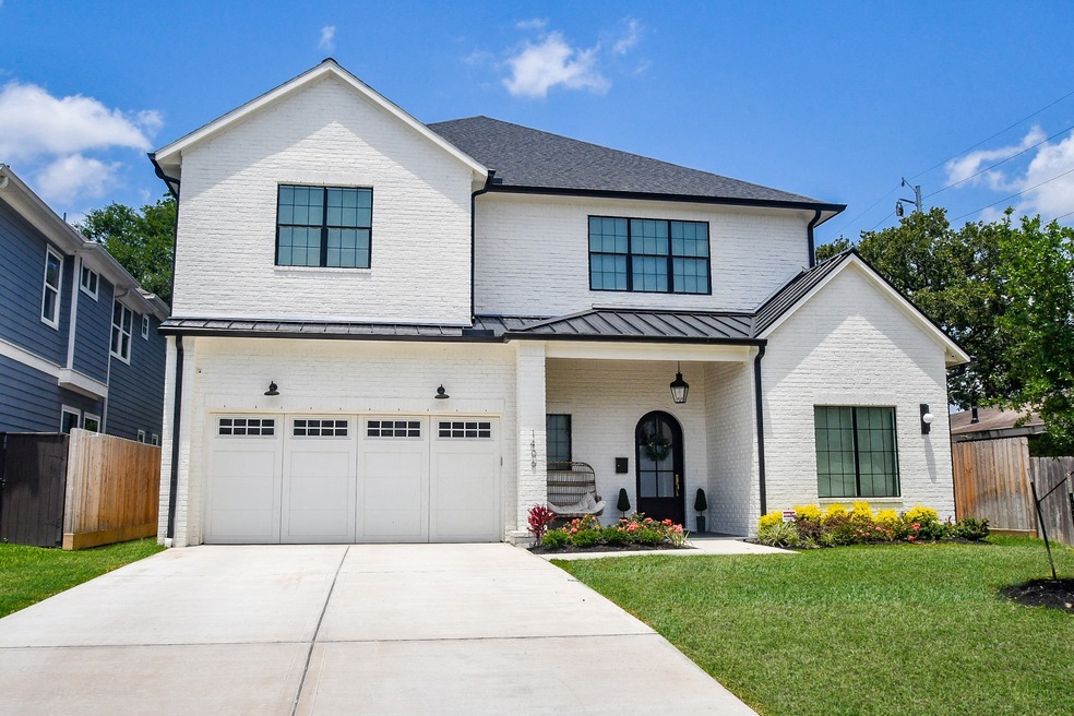 1244 Richelieu Ln, Houston, TX 77018 - photo 1