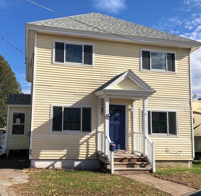 61 Eastland Ave, Millinocket, ME 04462 - photo 1