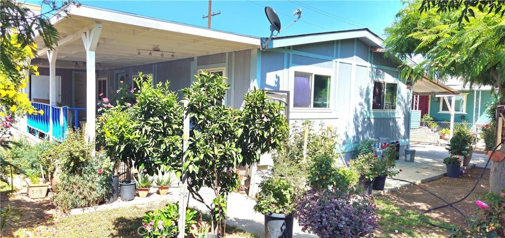 Under Contract $400,000