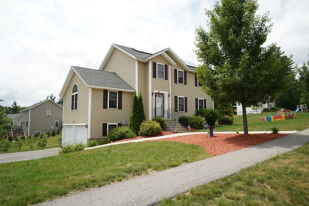 67 Brierwood Dr, Fitchburg, MA 01420 - photo 1