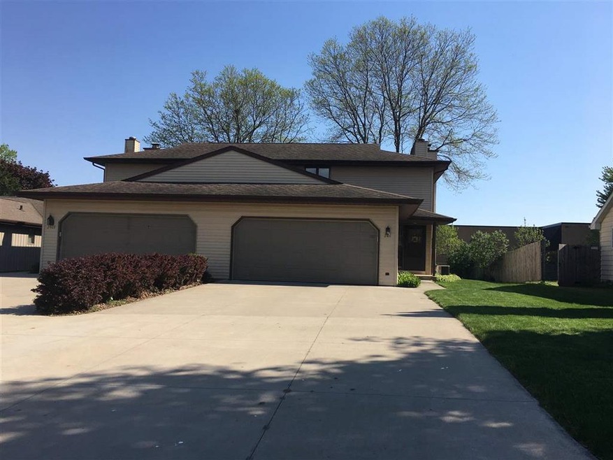 2409 W Jonathon Dr, Appleton, WI 54914 - photo 1