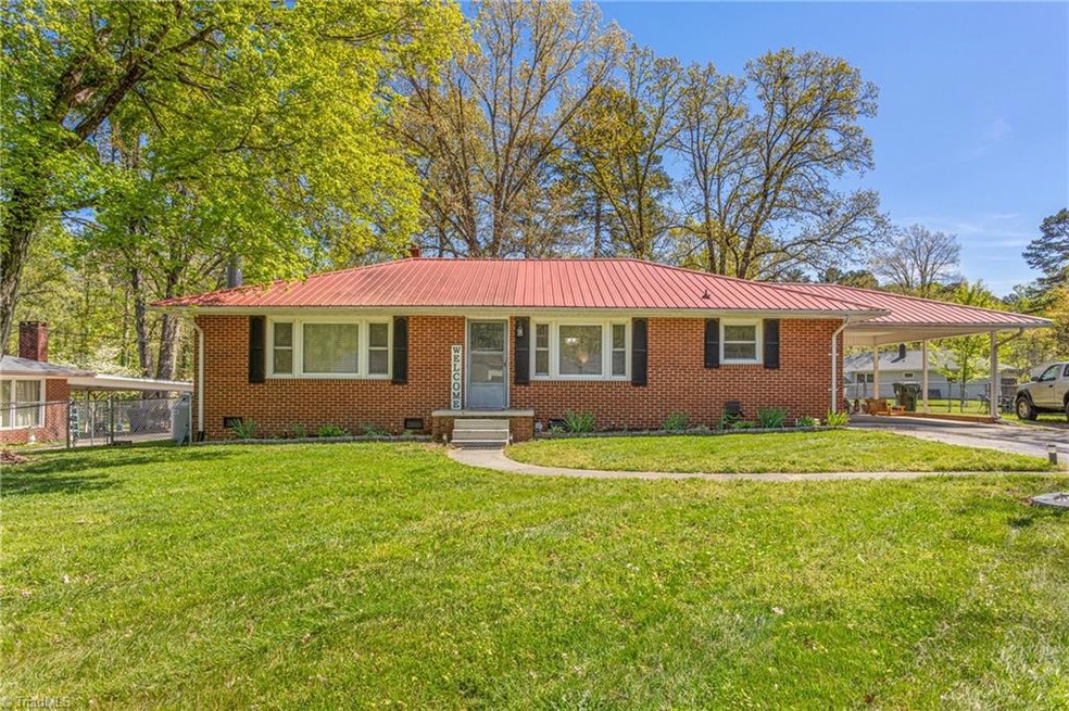 Sold $200,000 • Co-Listing Agent