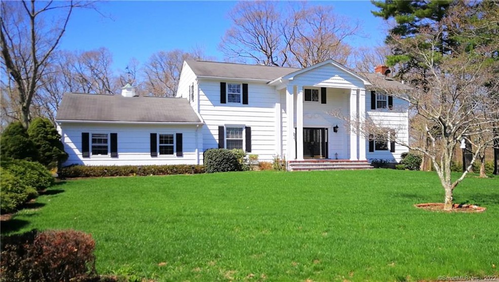 18 Fawn Cir, Trumbull, CT 06611 - photo 1