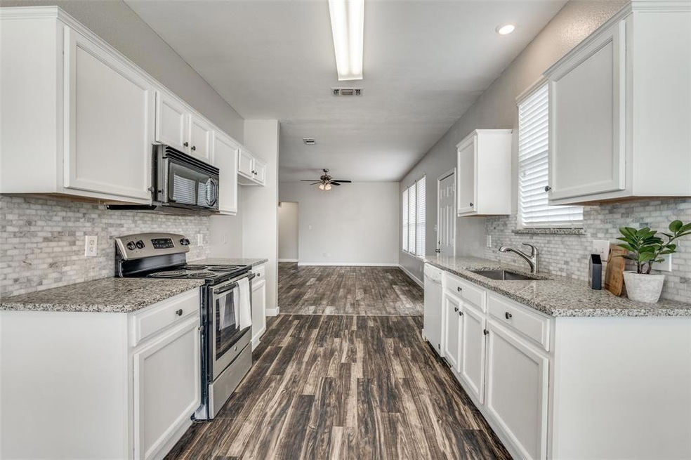 2701 San Felipe Dr, Denton, TX 76210 - photo 1