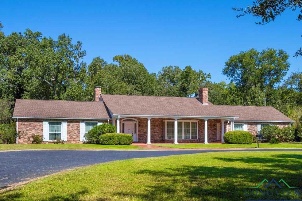 411 Woodlawn St, Kilgore, TX 75662 - photo 1