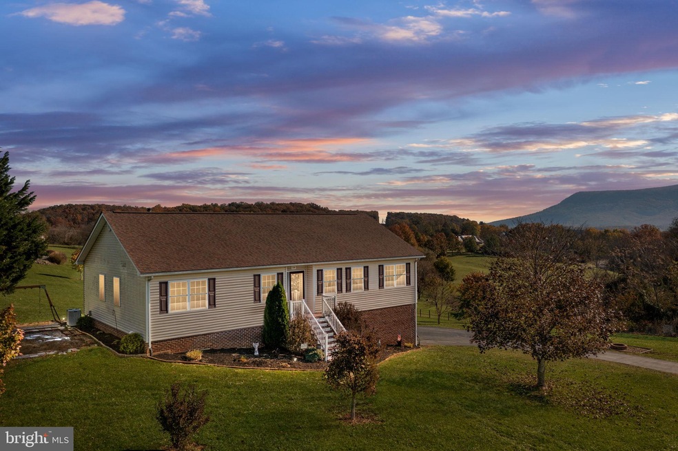 100 Racey Ln, Strasburg, VA 22657 - photo 1