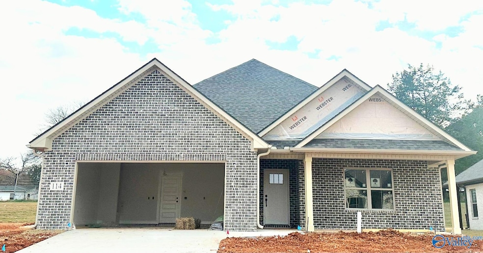 For Sale $334,900 • Co-Listing Agent