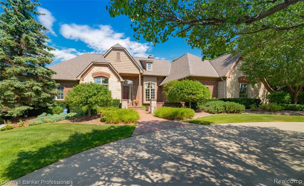 6998 OakhurstRidge-1.jpg