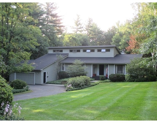 6 Pocumtuck Dr, South Deerfield, MA 01373 - photo 1