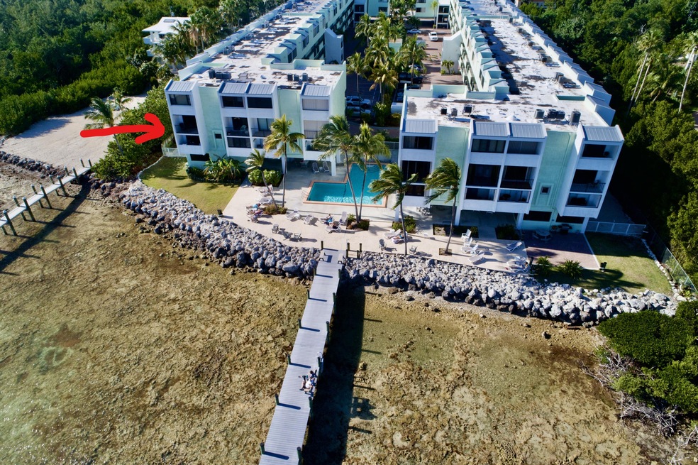 Plantation by the Sea 251
