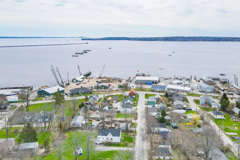 01-21TrinitySt-Rockland-KS
