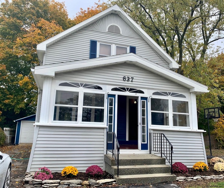 637 Delaware Ave, Albany, NY 12209 - photo 1